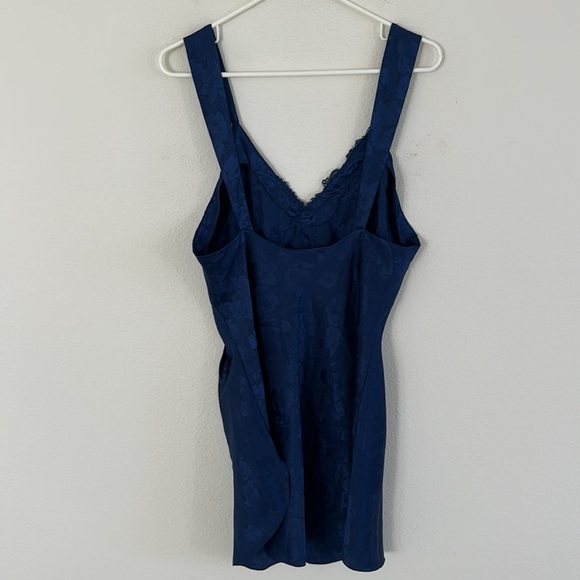 NWT Vintage Victoria’s Secret Navy Jacquard Print Slip Dress Top - Picture 7 of 9